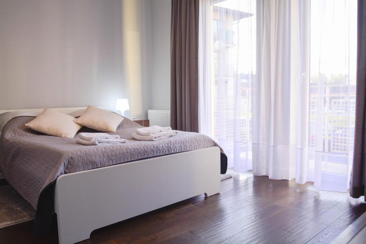 Apartamenty Bryza - Chelmonskiego - Parking - Centrum Świnoujście Екстериор снимка