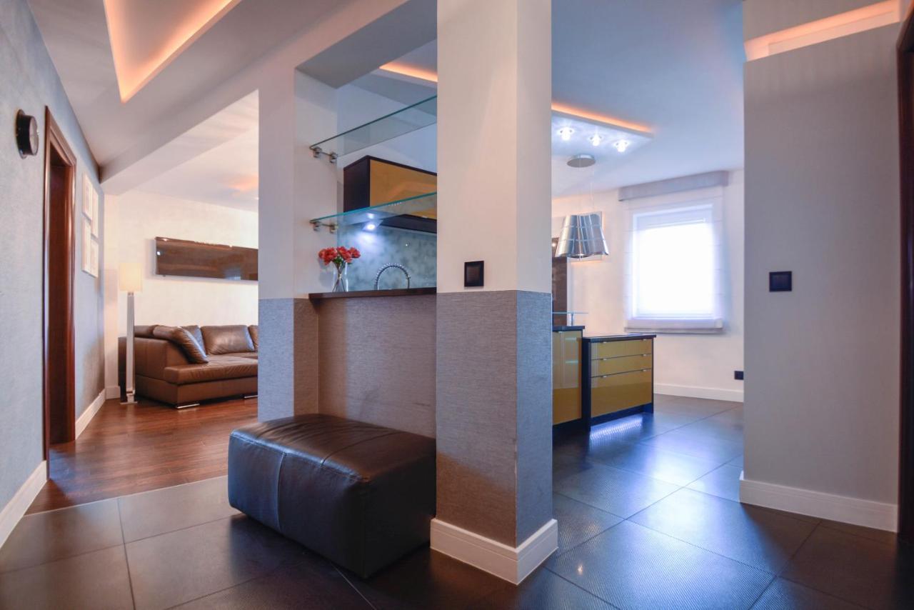 Apartamenty Bryza - Chelmonskiego - Parking - Centrum Świnoujście Екстериор снимка