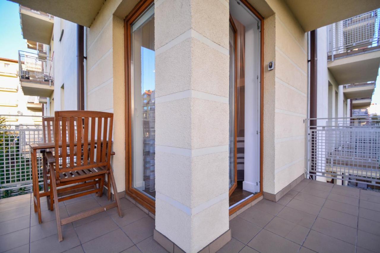 Apartamenty Bryza - Chelmonskiego - Parking - Centrum Świnoujście Екстериор снимка