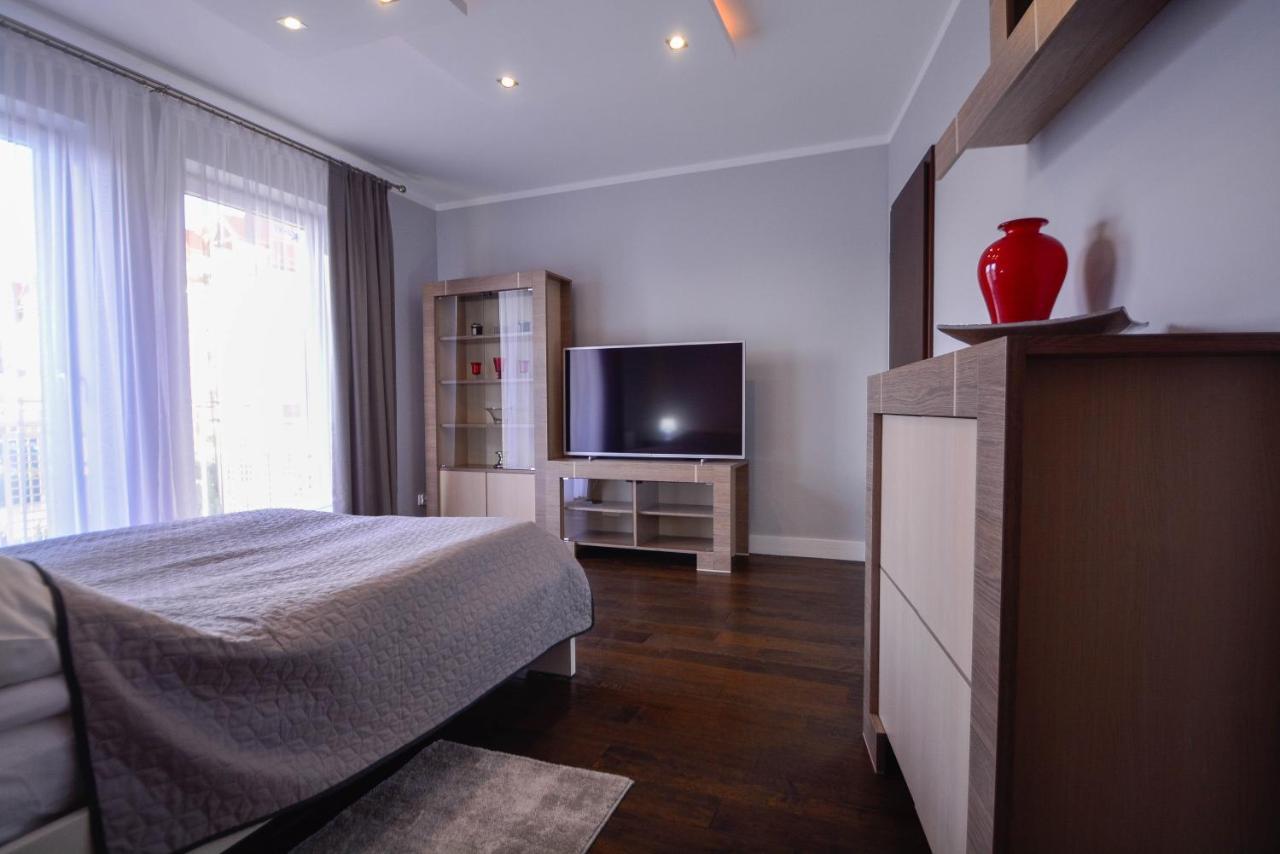 Apartamenty Bryza - Chelmonskiego - Parking - Centrum Świnoujście Екстериор снимка